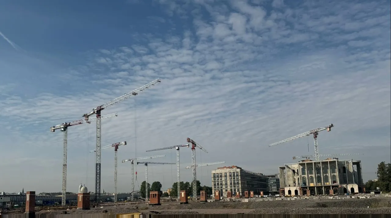 Уникальные башенные краны ZTM на стройплощадке Судебного квартала